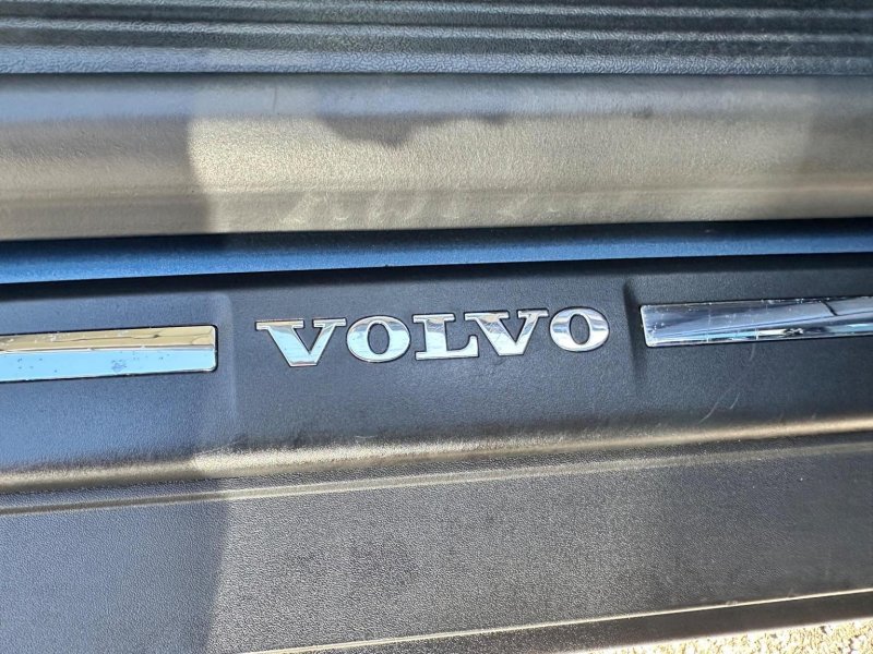 VOLVO V40 CROSS COUNTRY