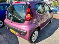 PEUGEOT 107