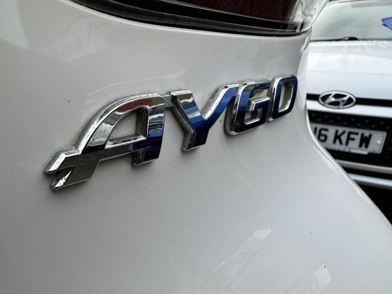 TOYOTA AYGO