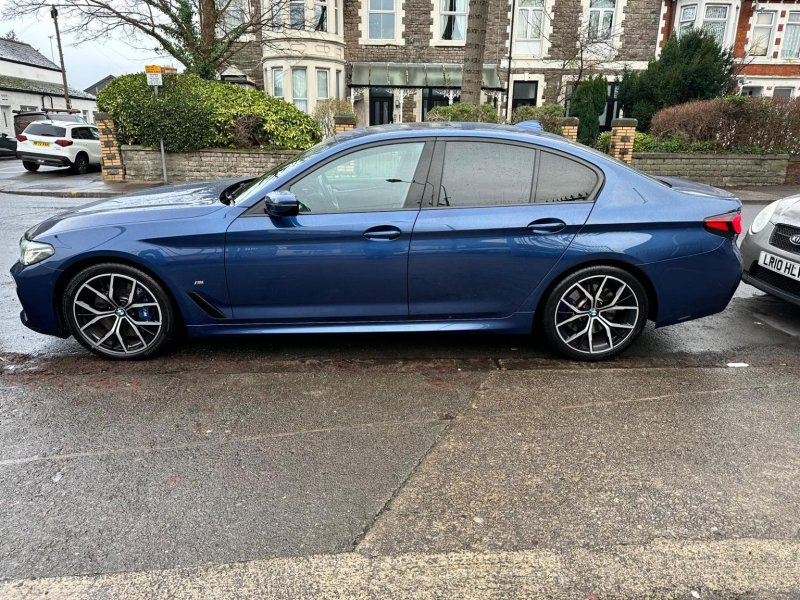 BMW 5 SERIES