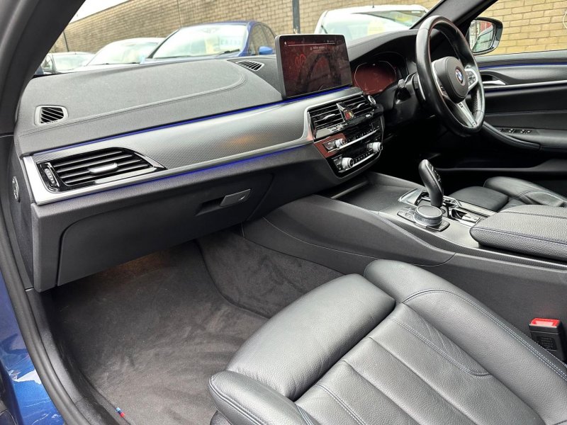 BMW 5 SERIES