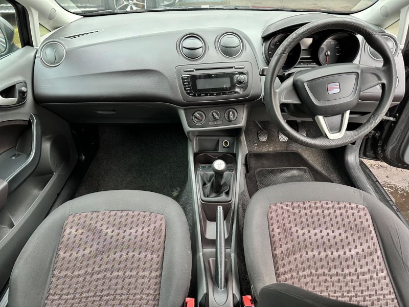 SEAT IBIZA