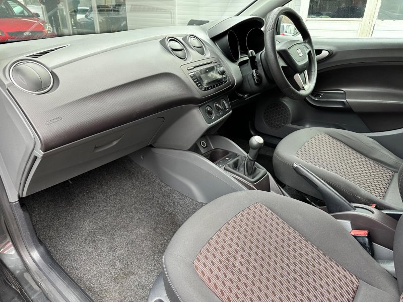 SEAT IBIZA