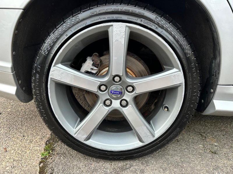 VOLVO S40