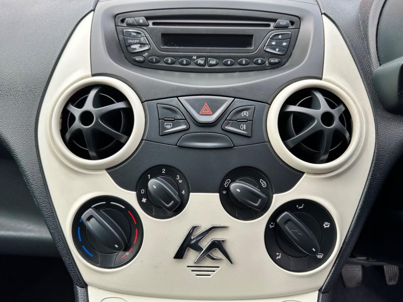 FORD KA