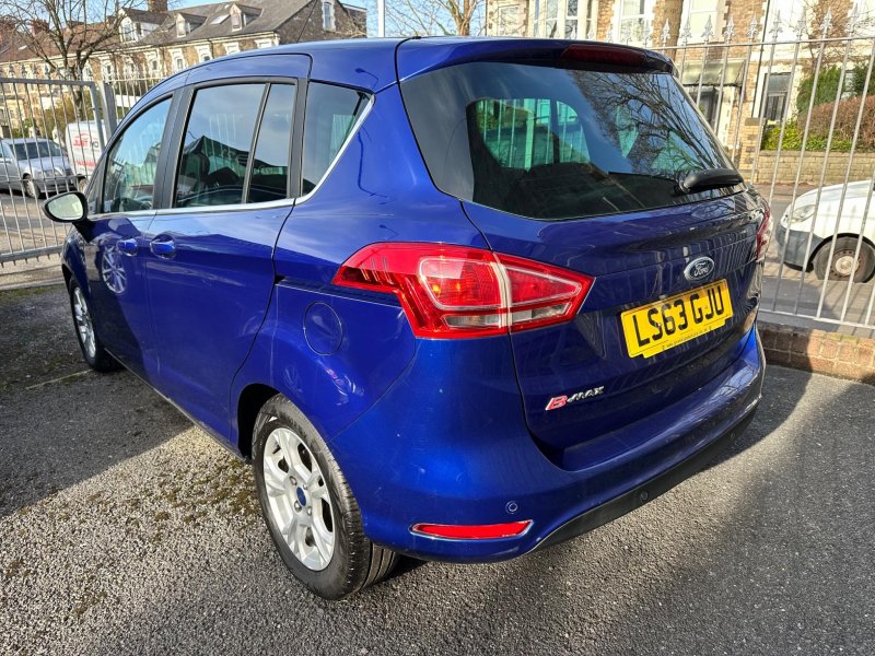 FORD B-MAX
