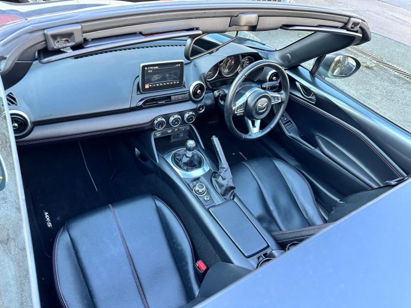 MAZDA MX-5