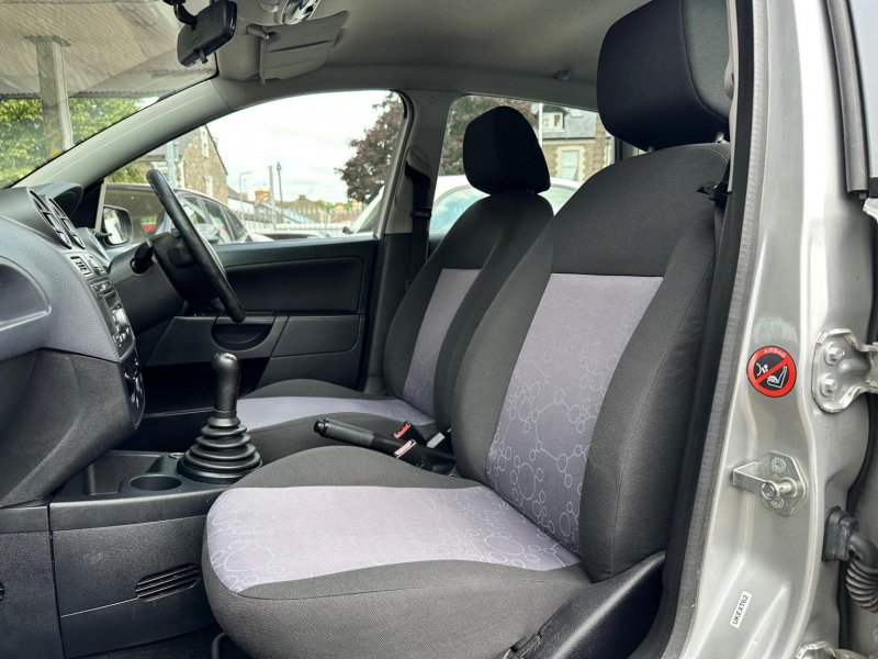 FORD FIESTA