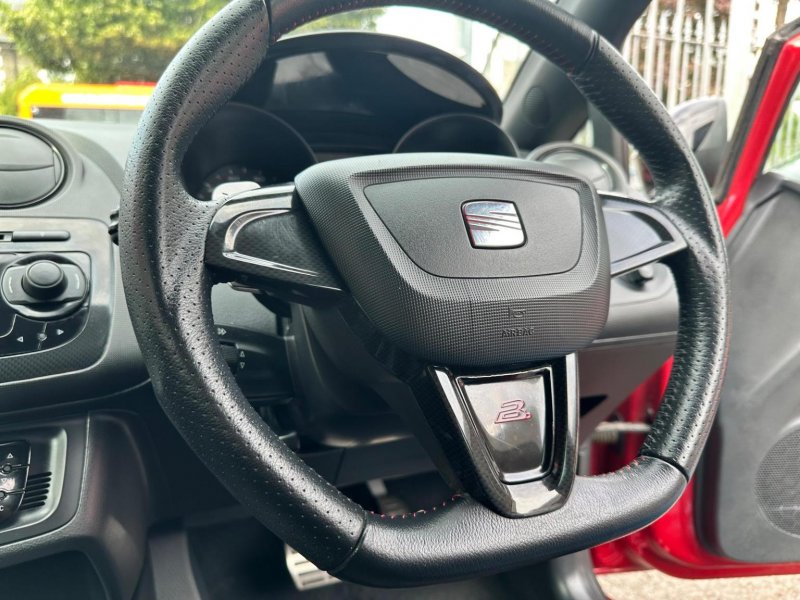 SEAT IBIZA