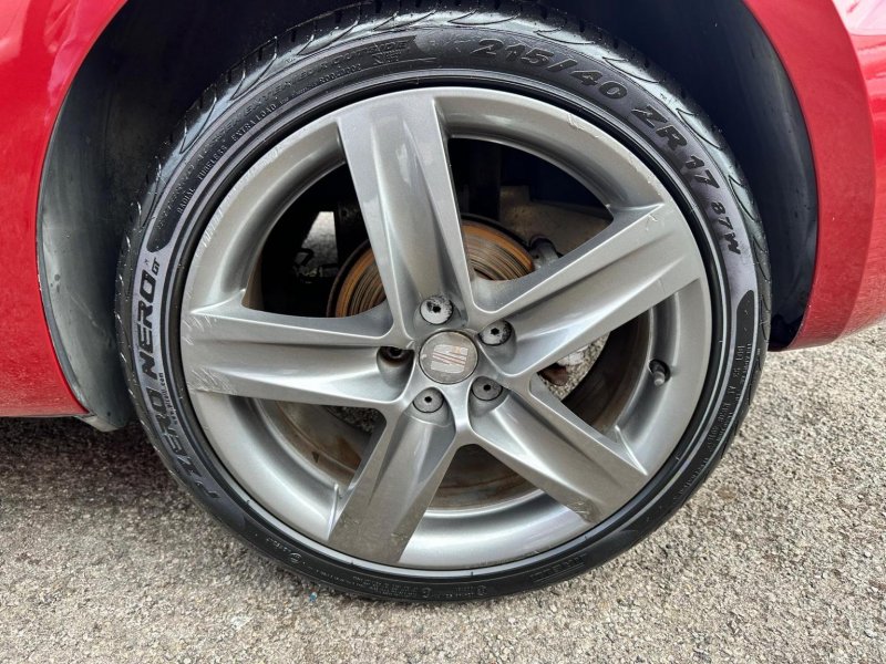 SEAT IBIZA